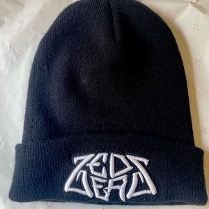 ZEADS DEAD BEANIE